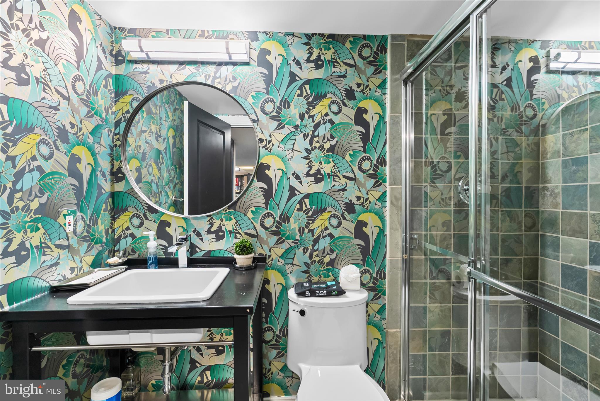 ROLAND PARK - Residential