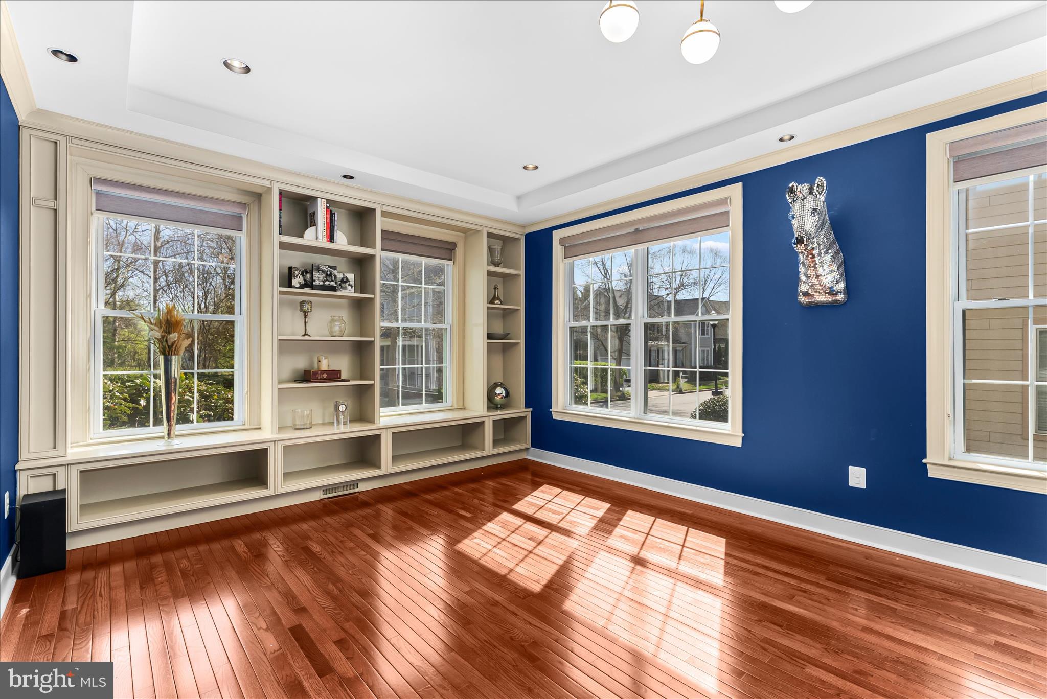 ROLAND PARK - Residential