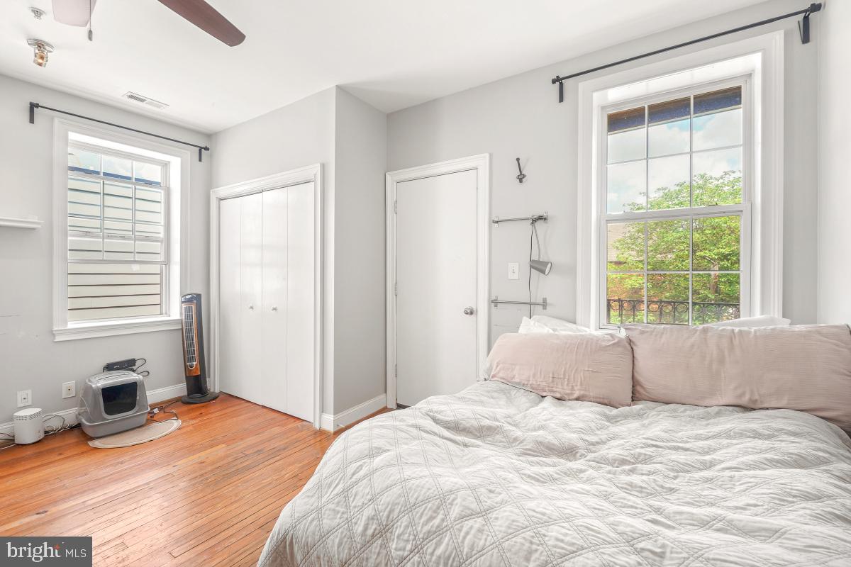SHAW - Residential Lease