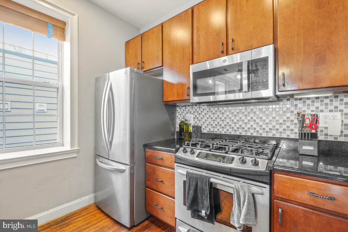 SHAW - Residential Lease