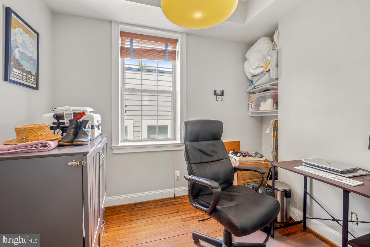 SHAW - Residential Lease