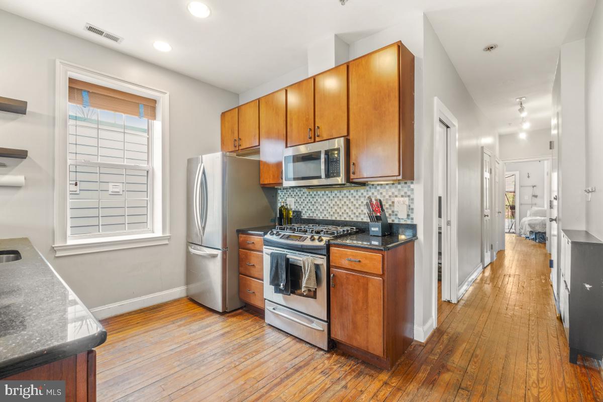 SHAW - Residential Lease