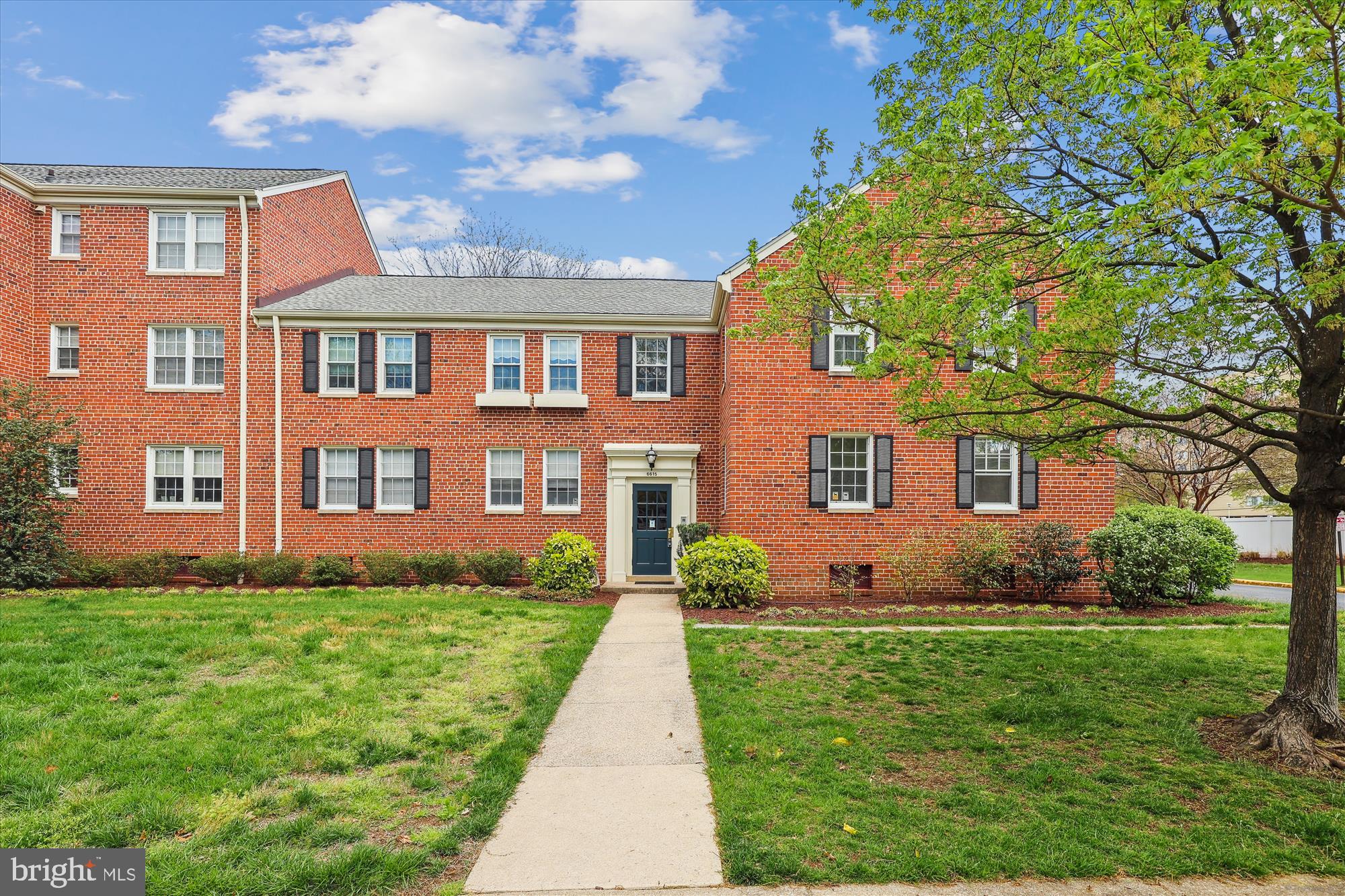 BELLE VIEW CONDOMINIUMS - Residential