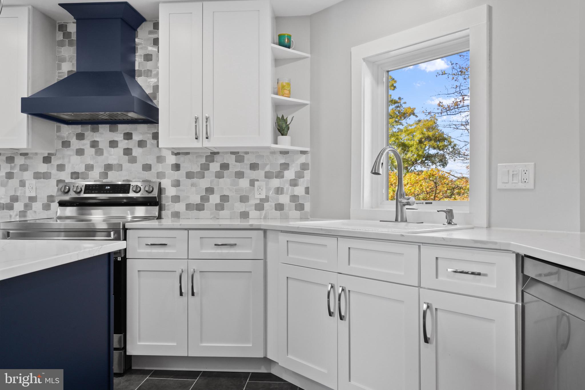 VILLAGE OF CHESAPEAKE HARBOUR - Residential