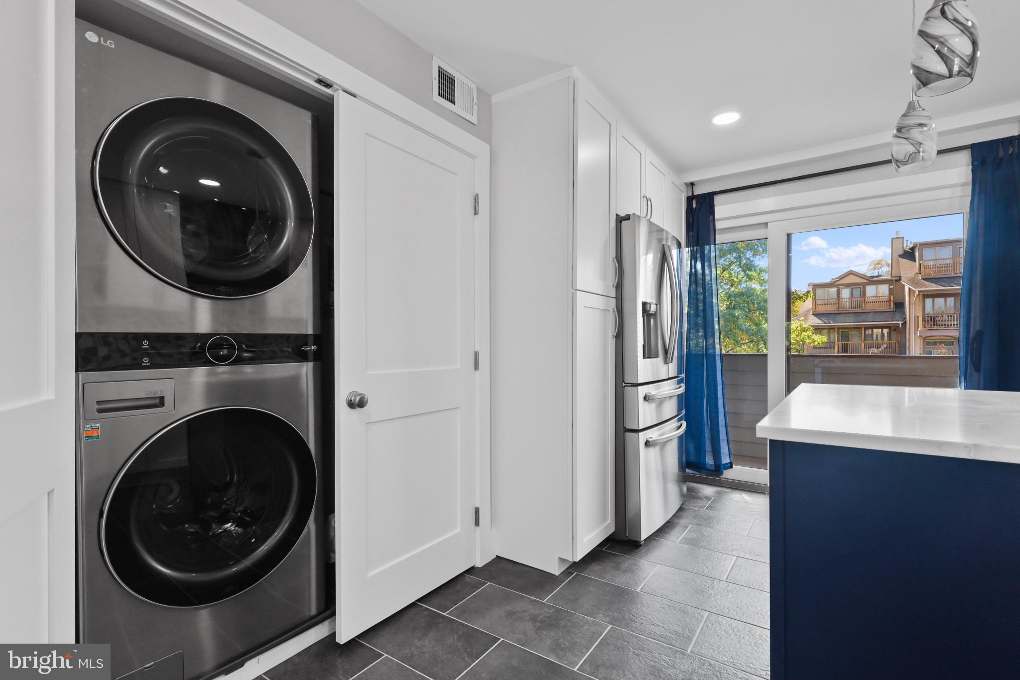 VILLAGE OF CHESAPEAKE HARBOUR - Residential