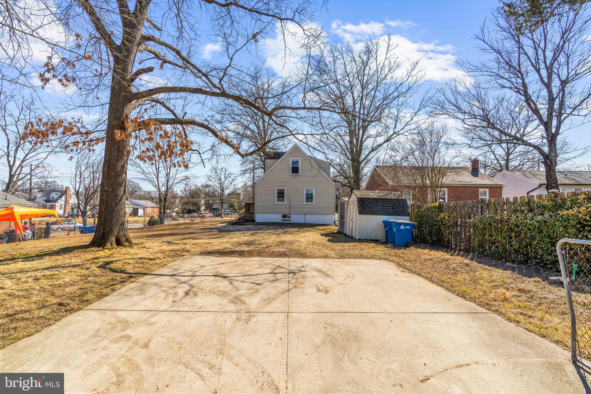 DISTRICT HEIGHTS - Residential