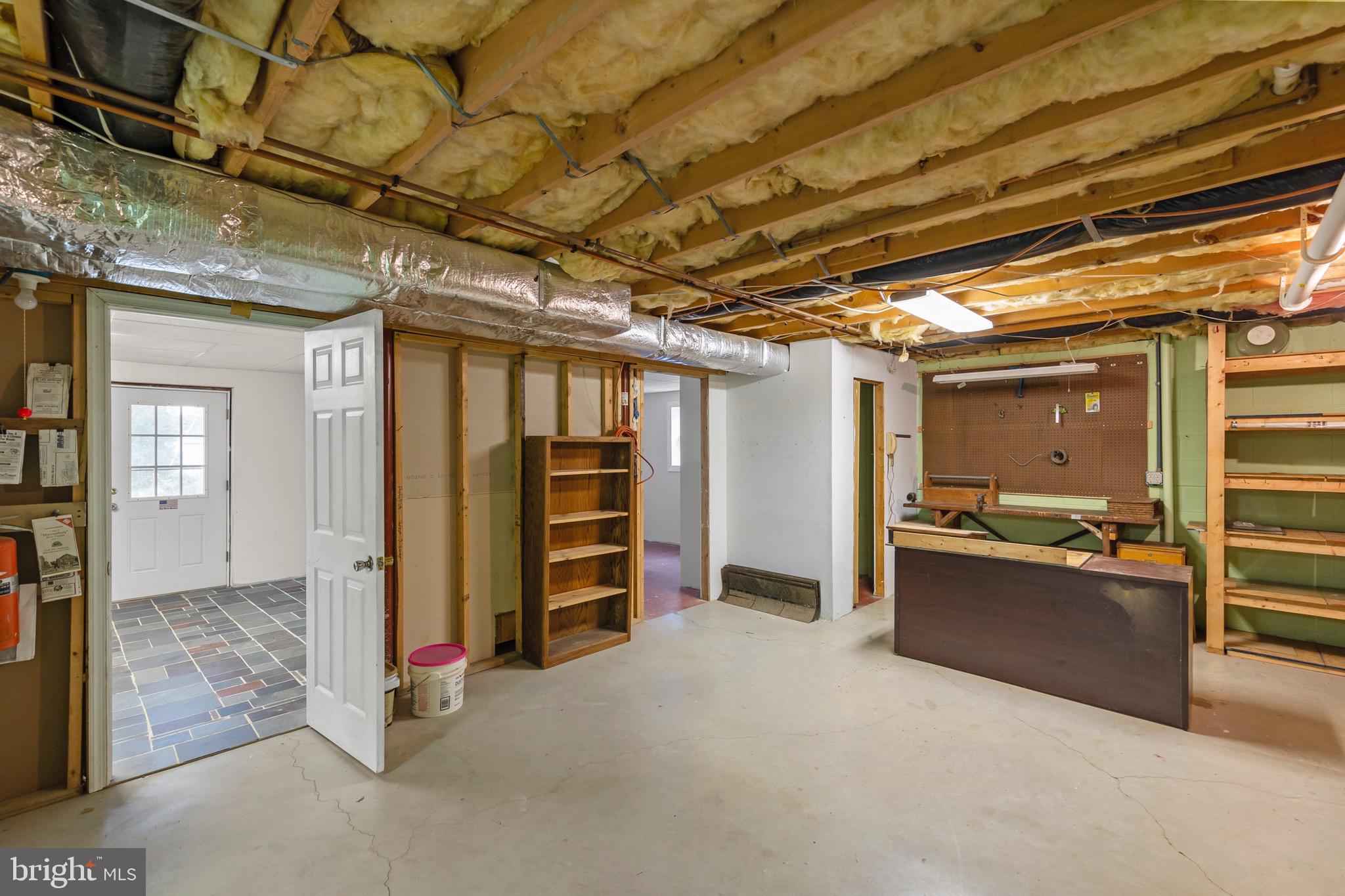 LAUREL RIDGE - Residential