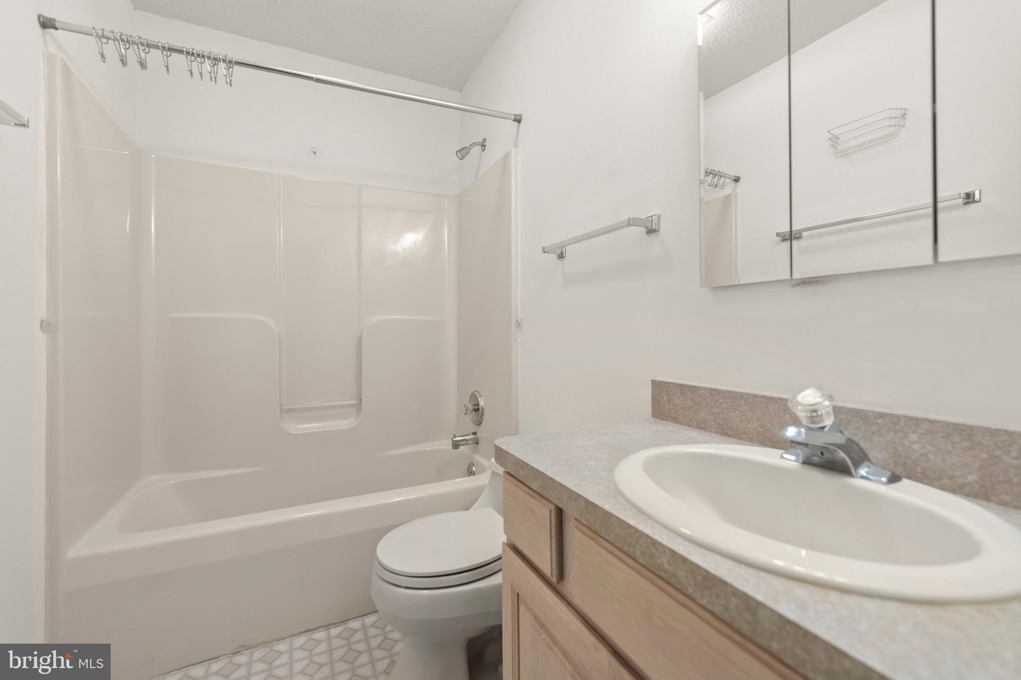 LAUREL RIDGE - Residential