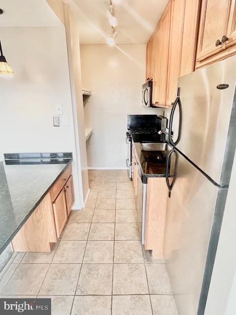 WILLOUGHBY OF CHEVY CHASE - Residential Lease