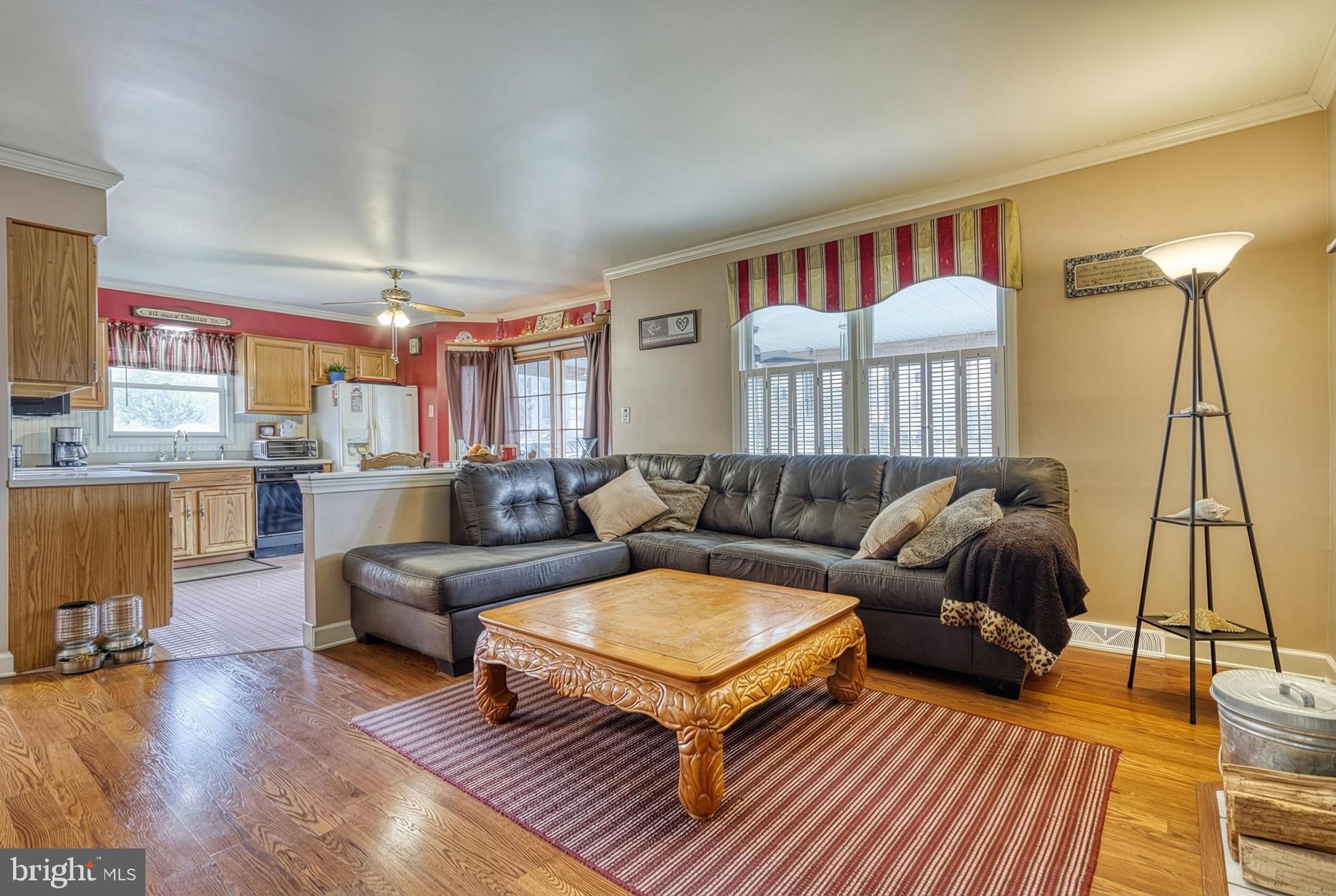 MOUNTAIN VIEW ESTATES - Residential