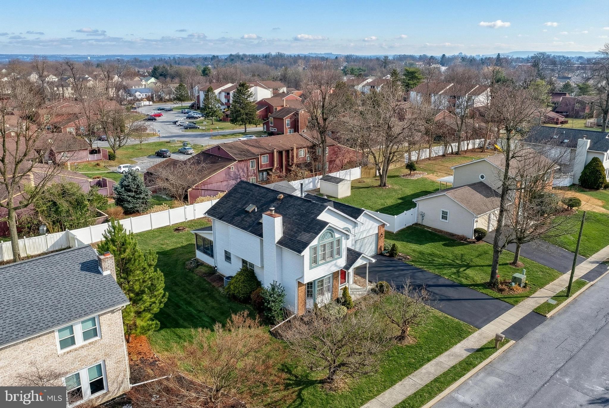 MOUNTAIN VIEW ESTATES - Residential