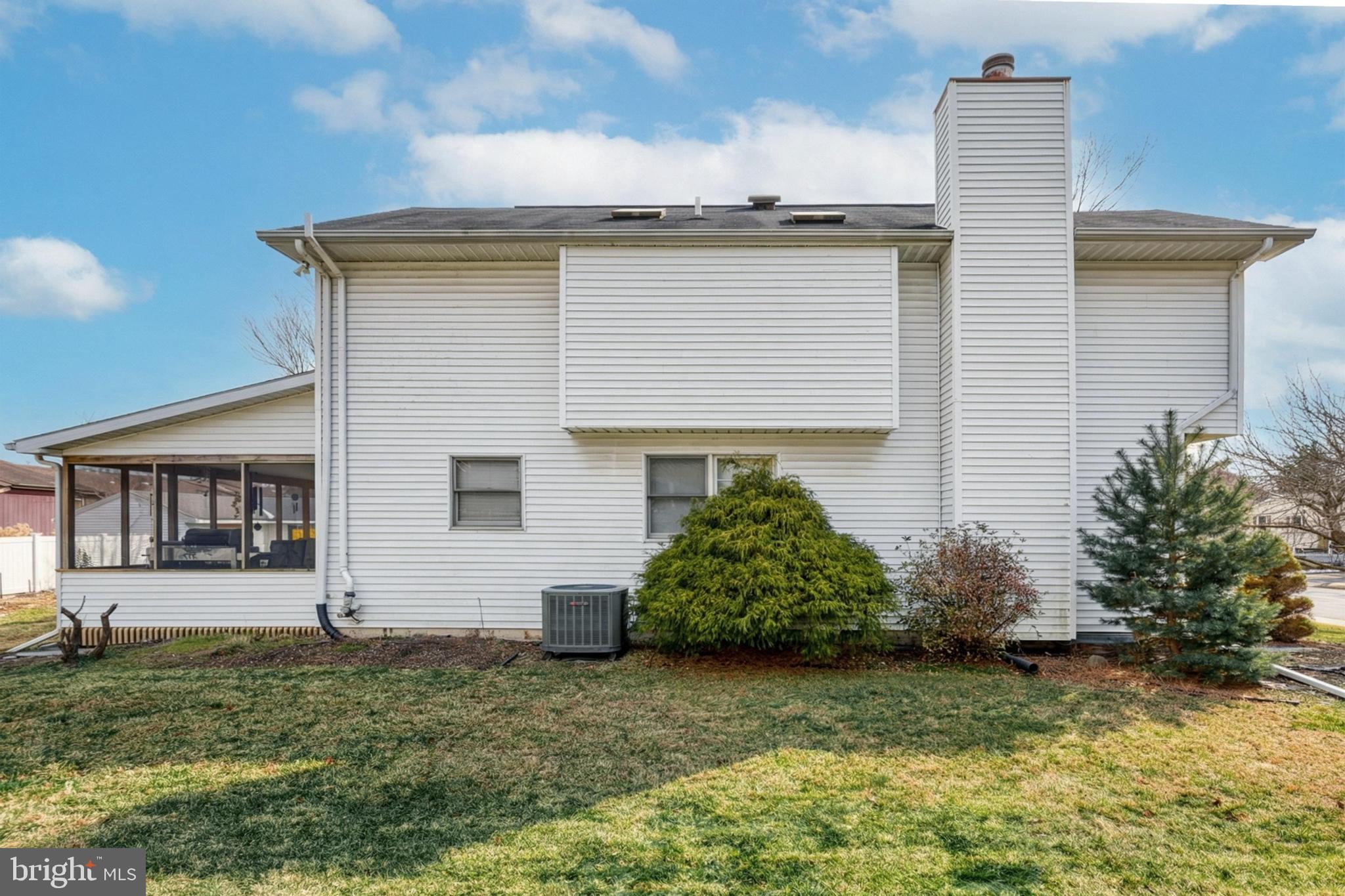 MOUNTAIN VIEW ESTATES - Residential