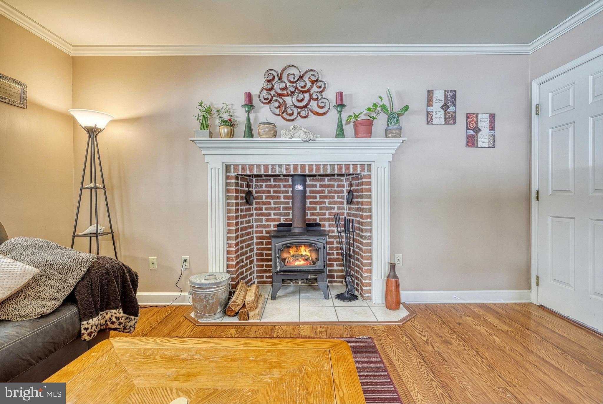 MOUNTAIN VIEW ESTATES - Residential