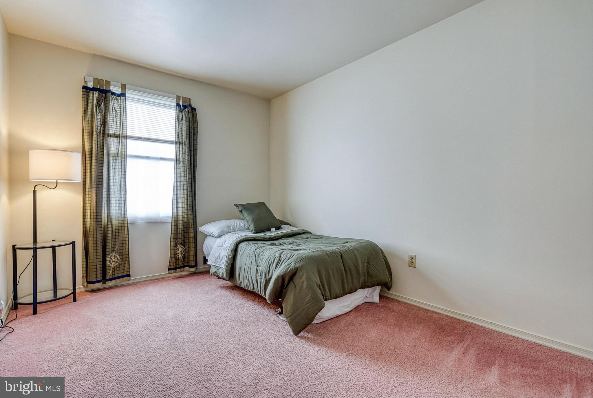 MOUNTAIN VIEW ESTATES - Residential