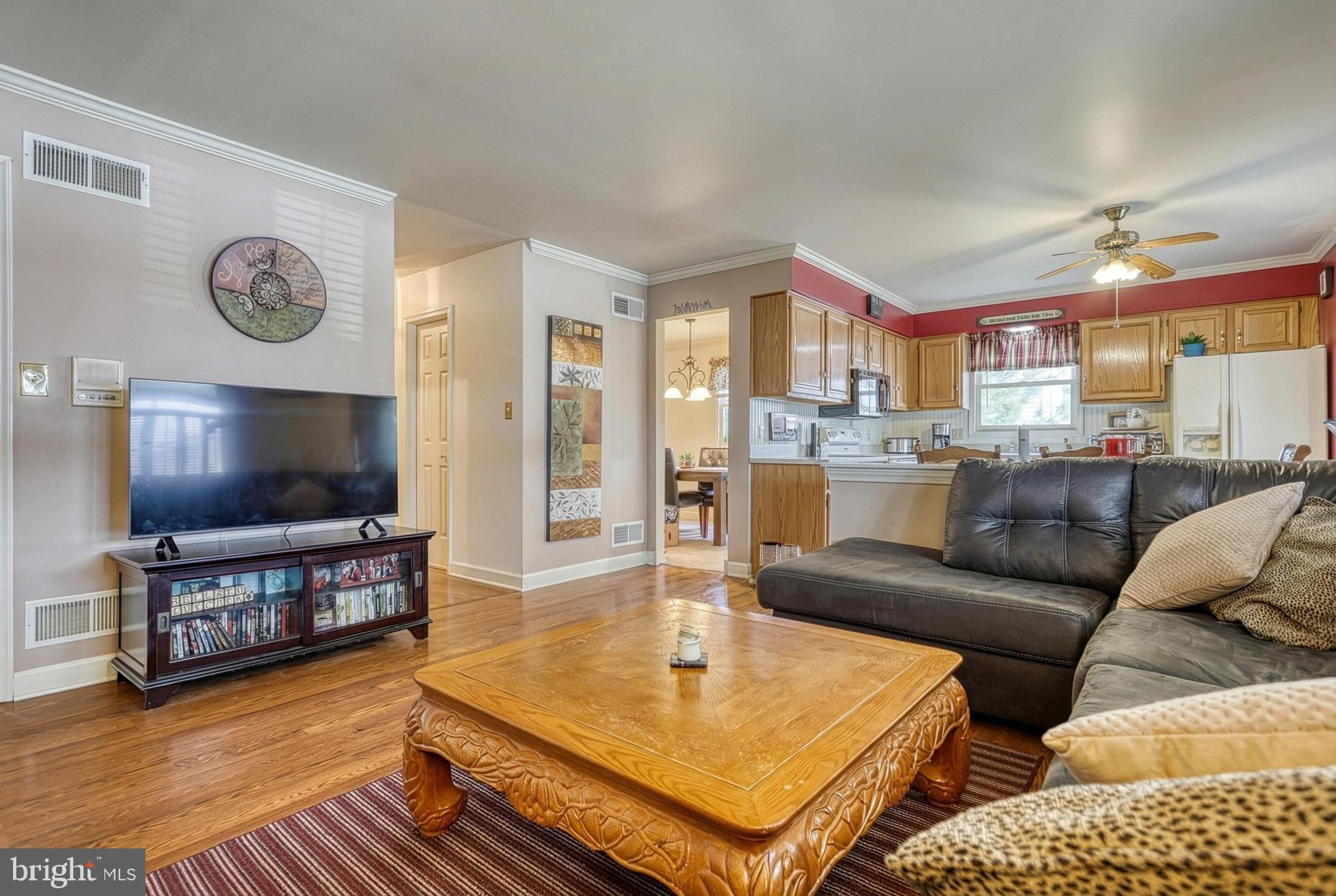 MOUNTAIN VIEW ESTATES - Residential