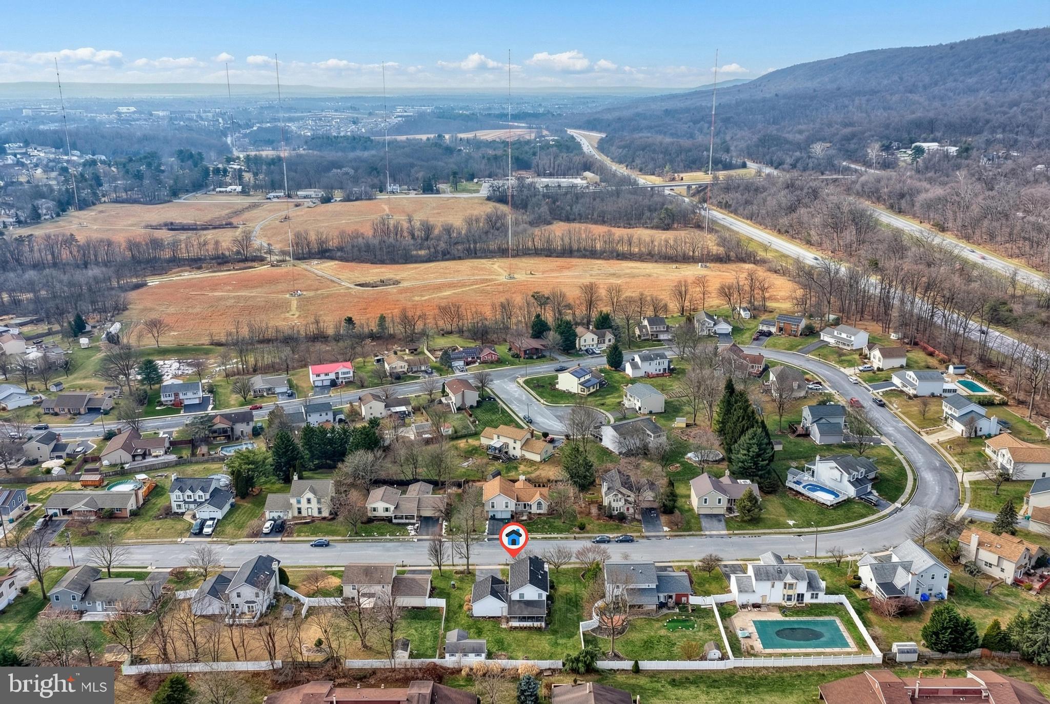 MOUNTAIN VIEW ESTATES - Residential