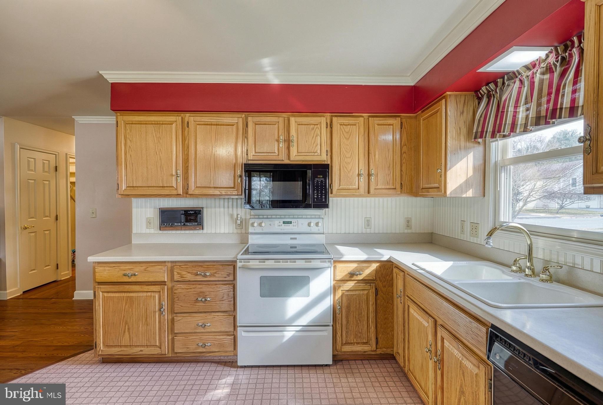 MOUNTAIN VIEW ESTATES - Residential