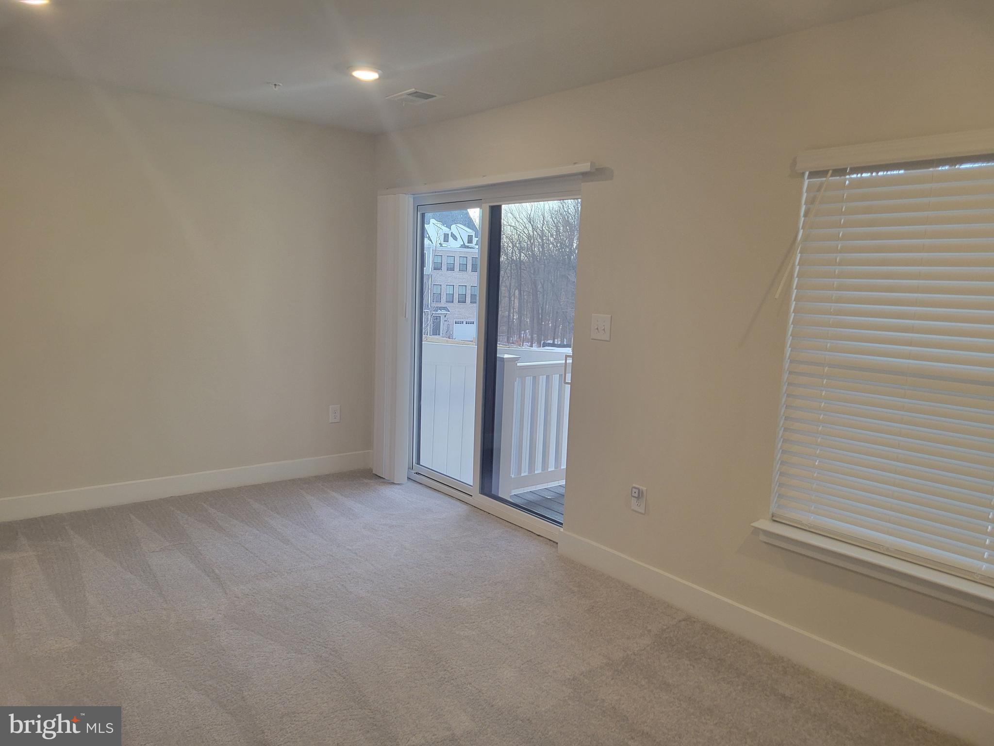 MARRIOTTSVILLE OVERLOOK - Residential Lease