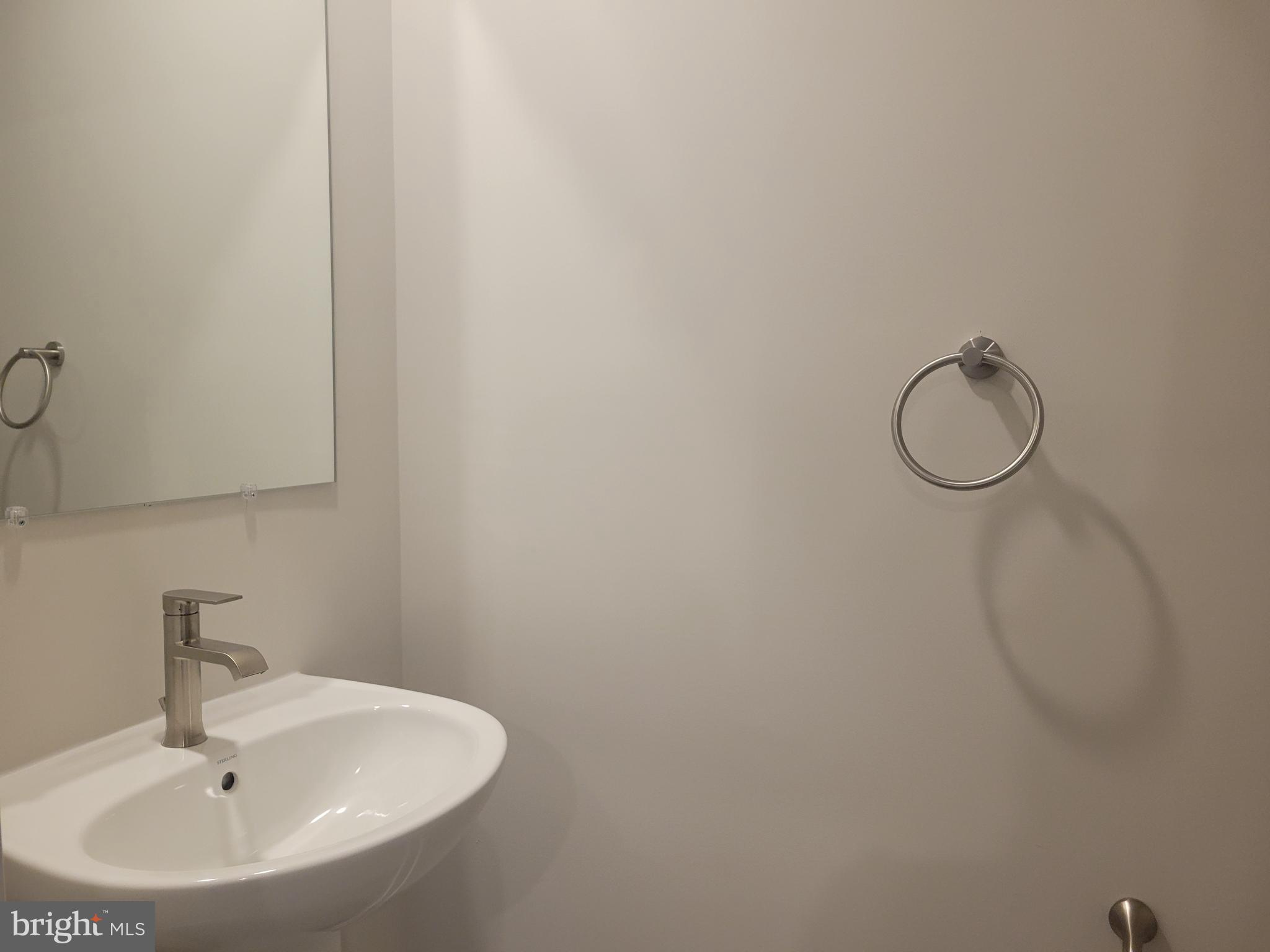 MARRIOTTSVILLE OVERLOOK - Residential Lease