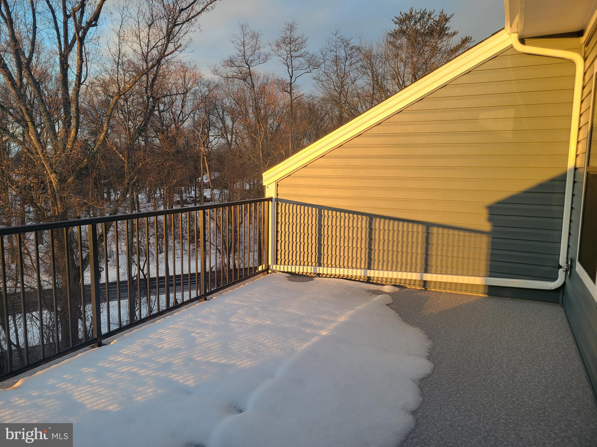 MARRIOTTSVILLE OVERLOOK - Residential Lease