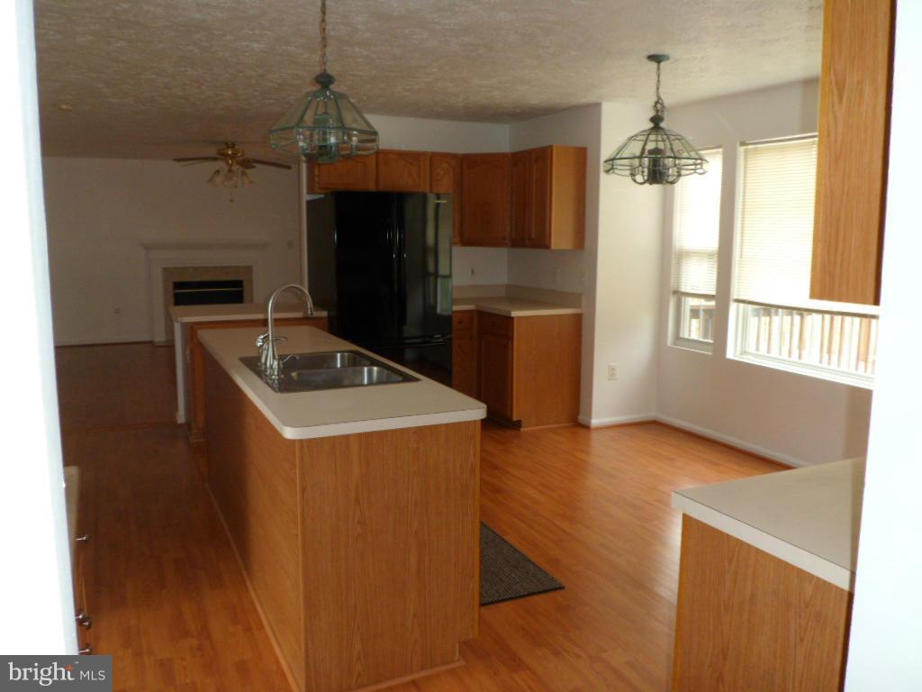 JOHN WAYNE ESTATES - Residential