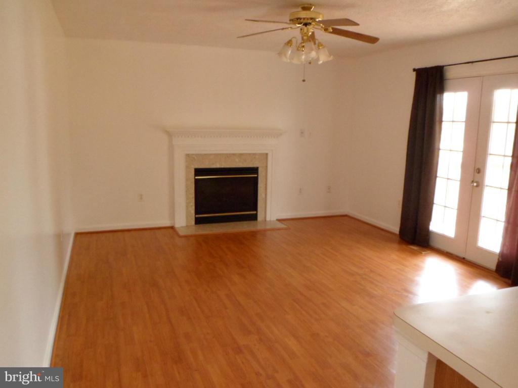 JOHN WAYNE ESTATES - Residential