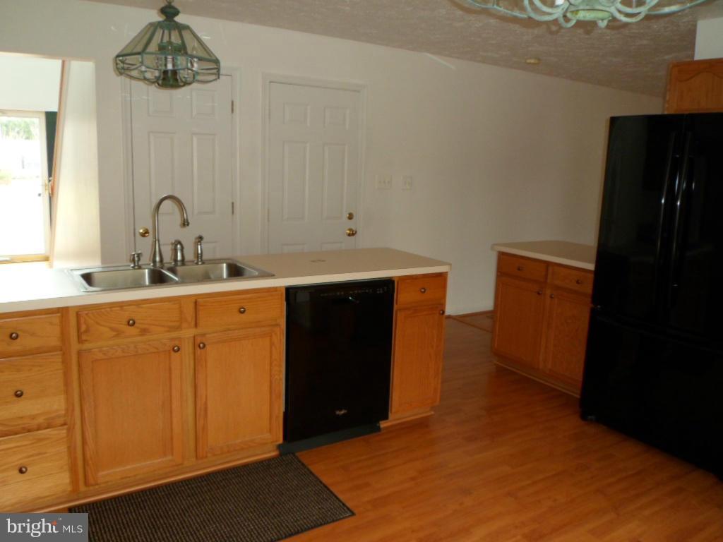 JOHN WAYNE ESTATES - Residential