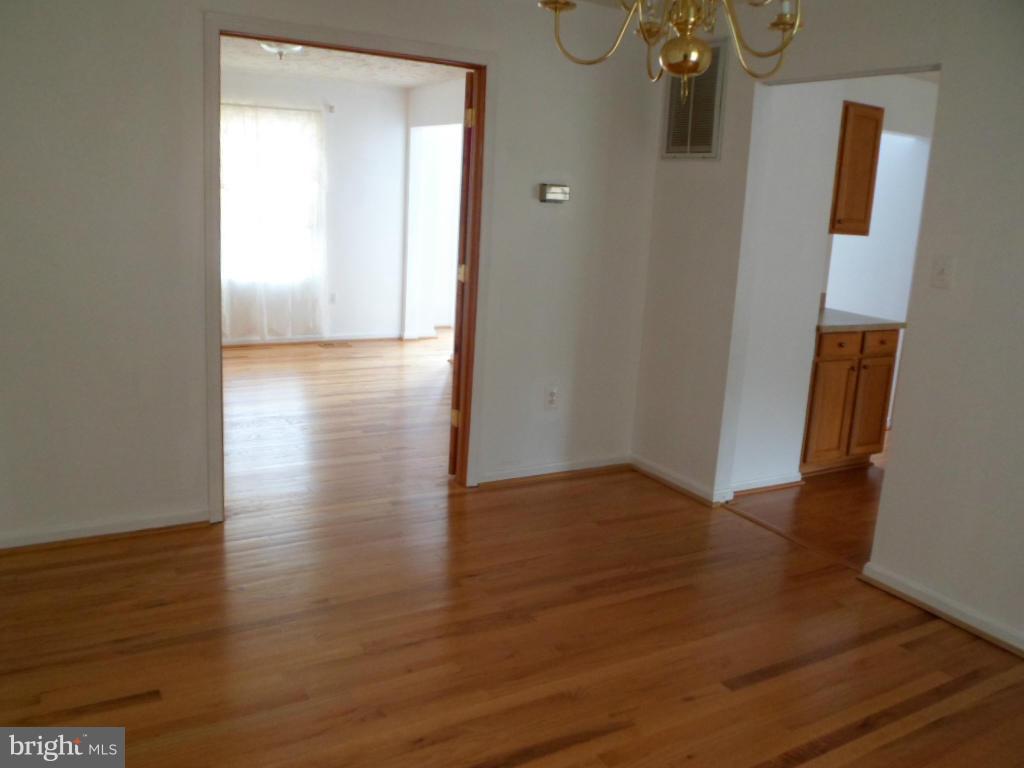 JOHN WAYNE ESTATES - Residential