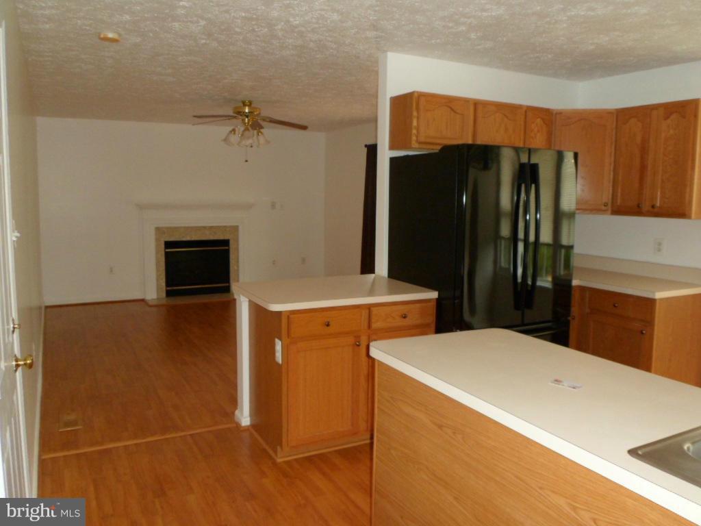 JOHN WAYNE ESTATES - Residential