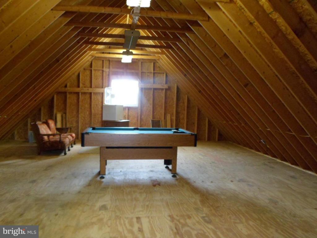 JOHN WAYNE ESTATES - Residential