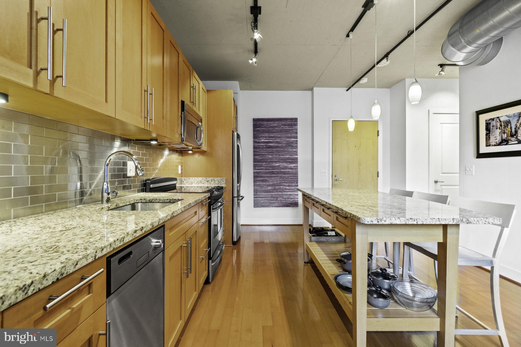 U STREET CORRIDOR - Residential Lease