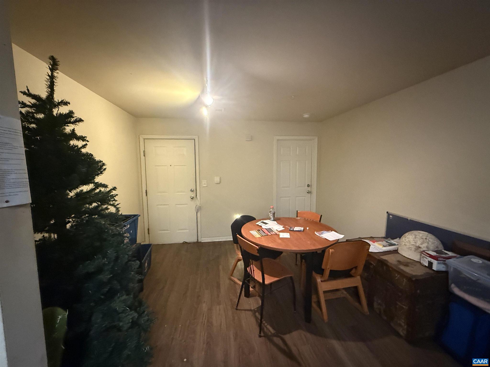 190 YELLOWSTONE DR 201