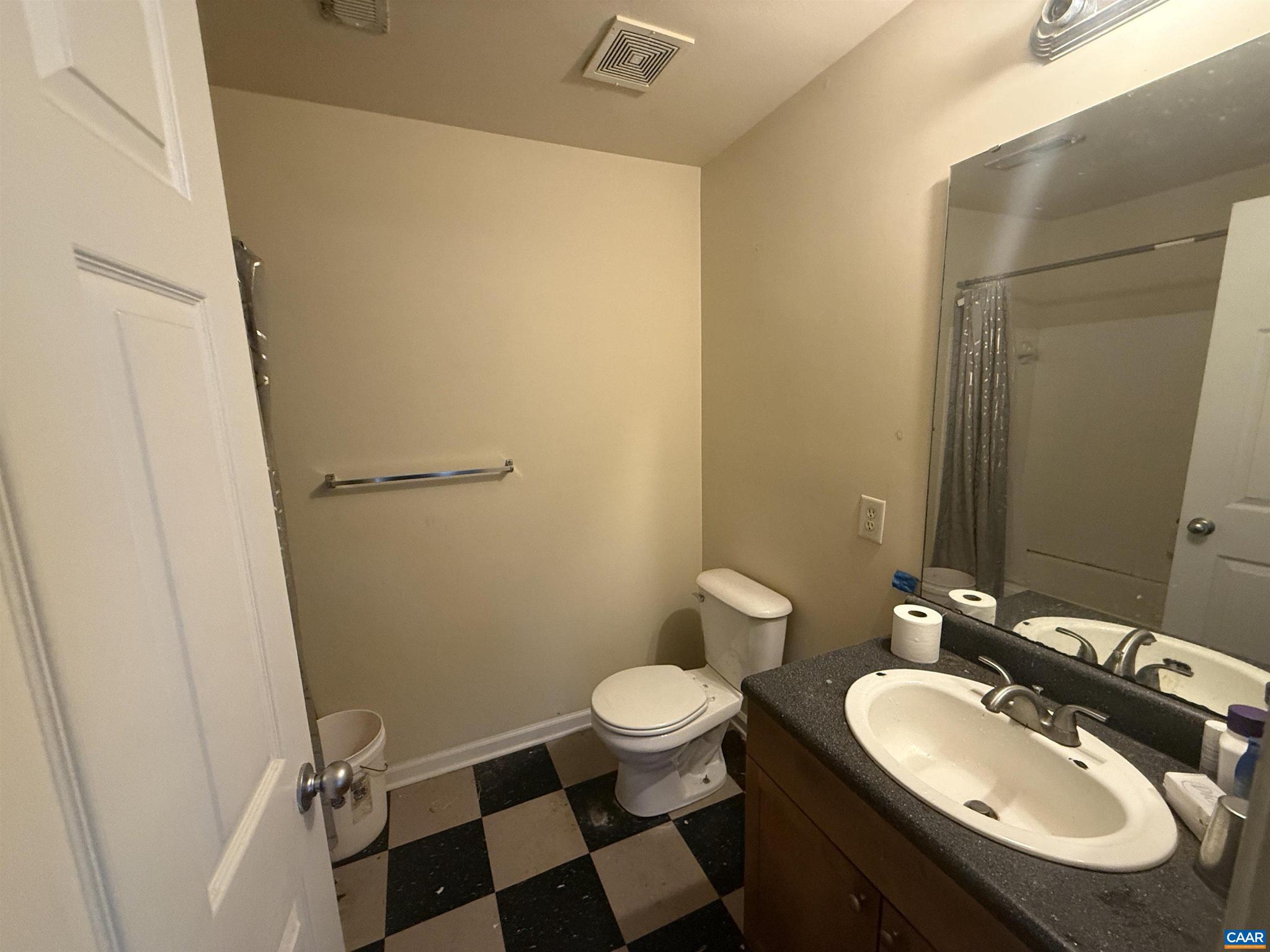 EAGLES LANDING - Residential