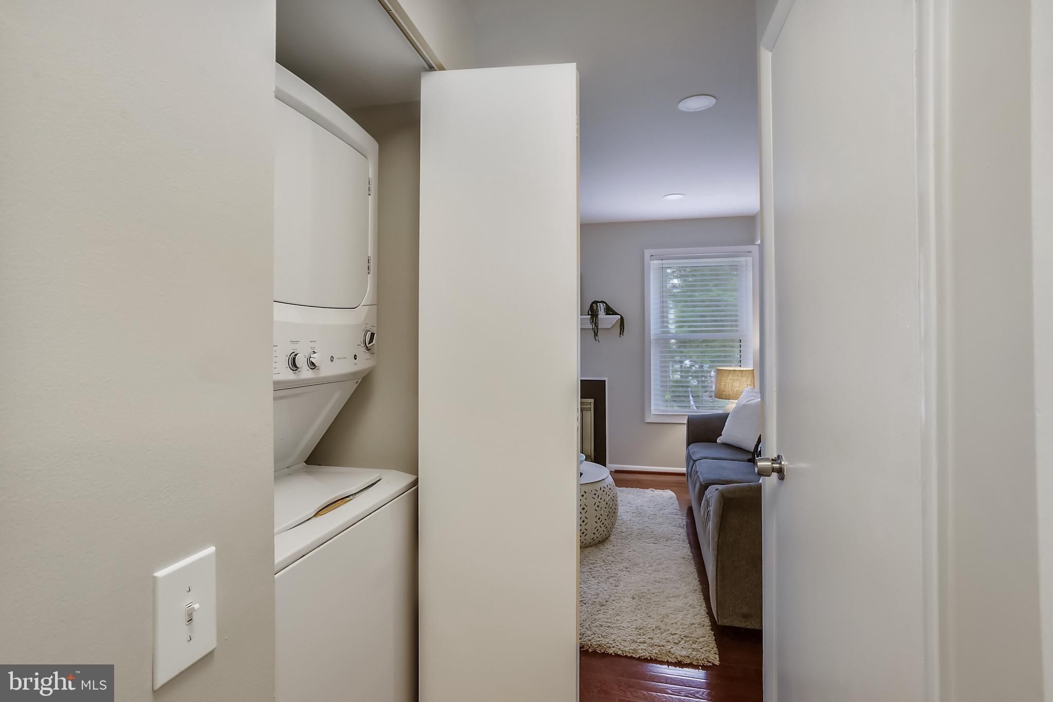 BEVERLEY HILLS - Residential