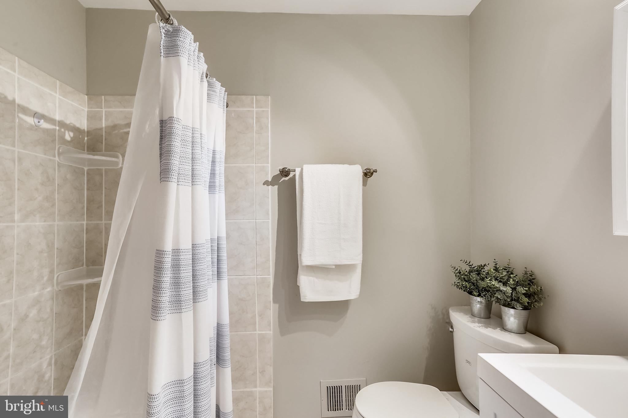 BEVERLEY HILLS - Residential