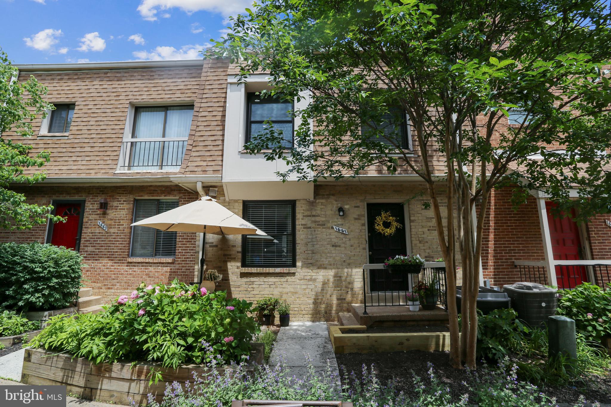 BEVERLEY HILLS - Residential