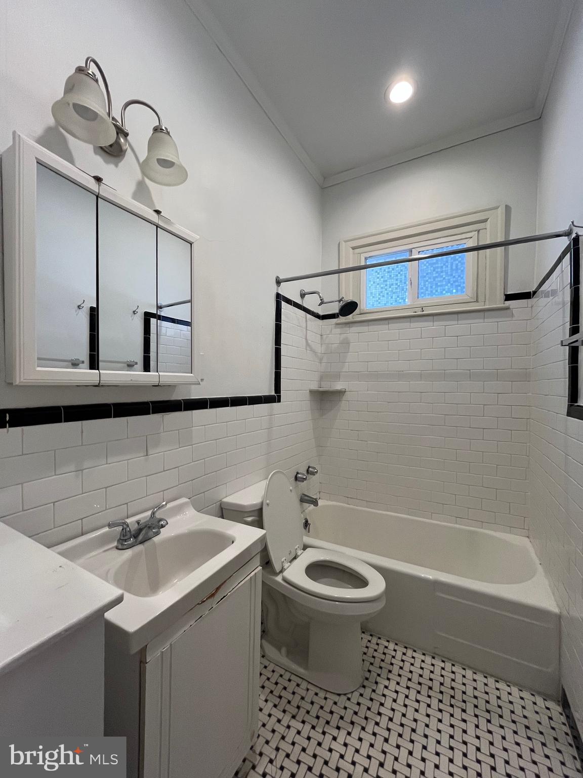 RITTENHOUSE SQUARE - Residential Lease