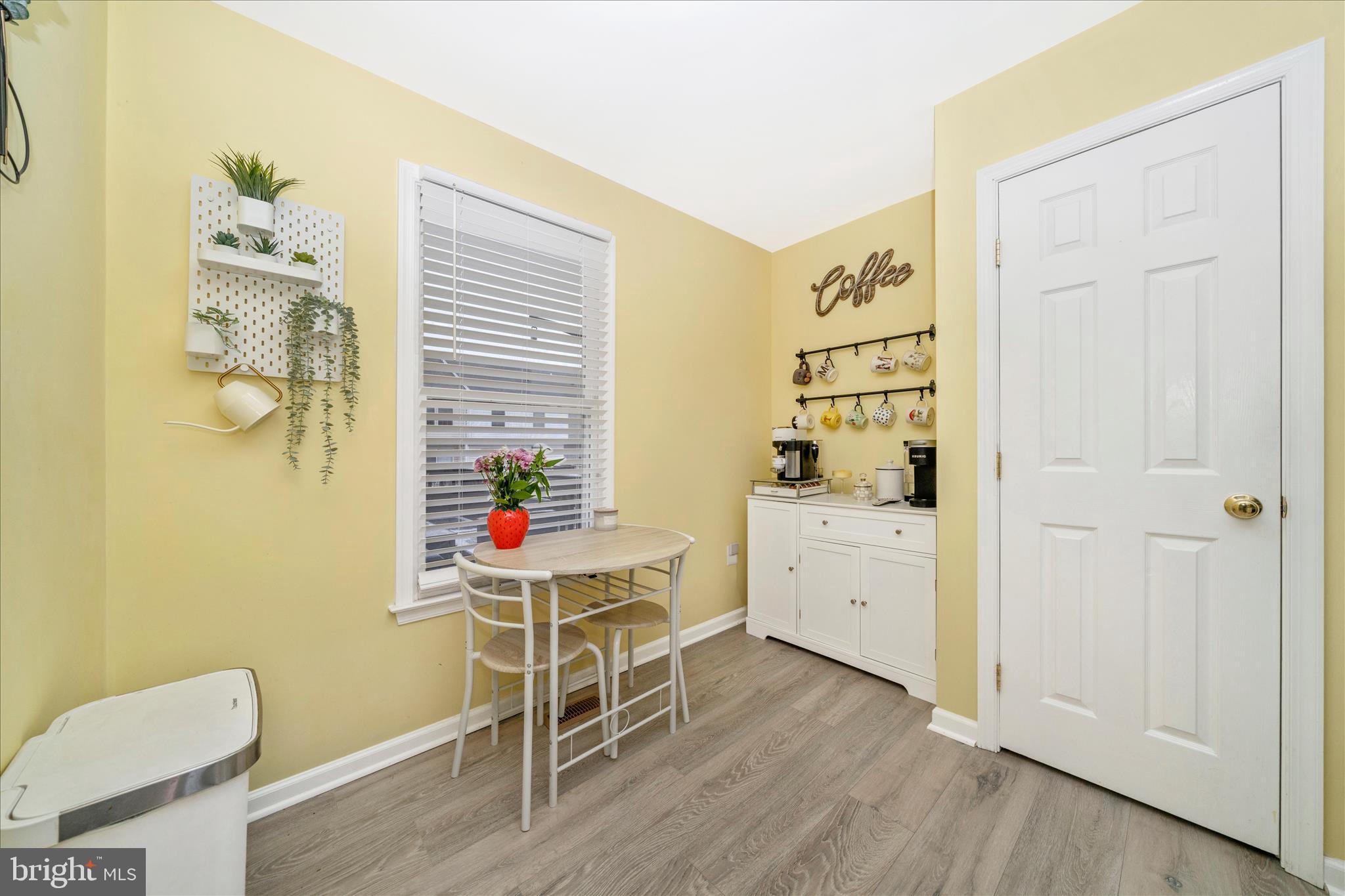 ALBERT COURTS - Residential