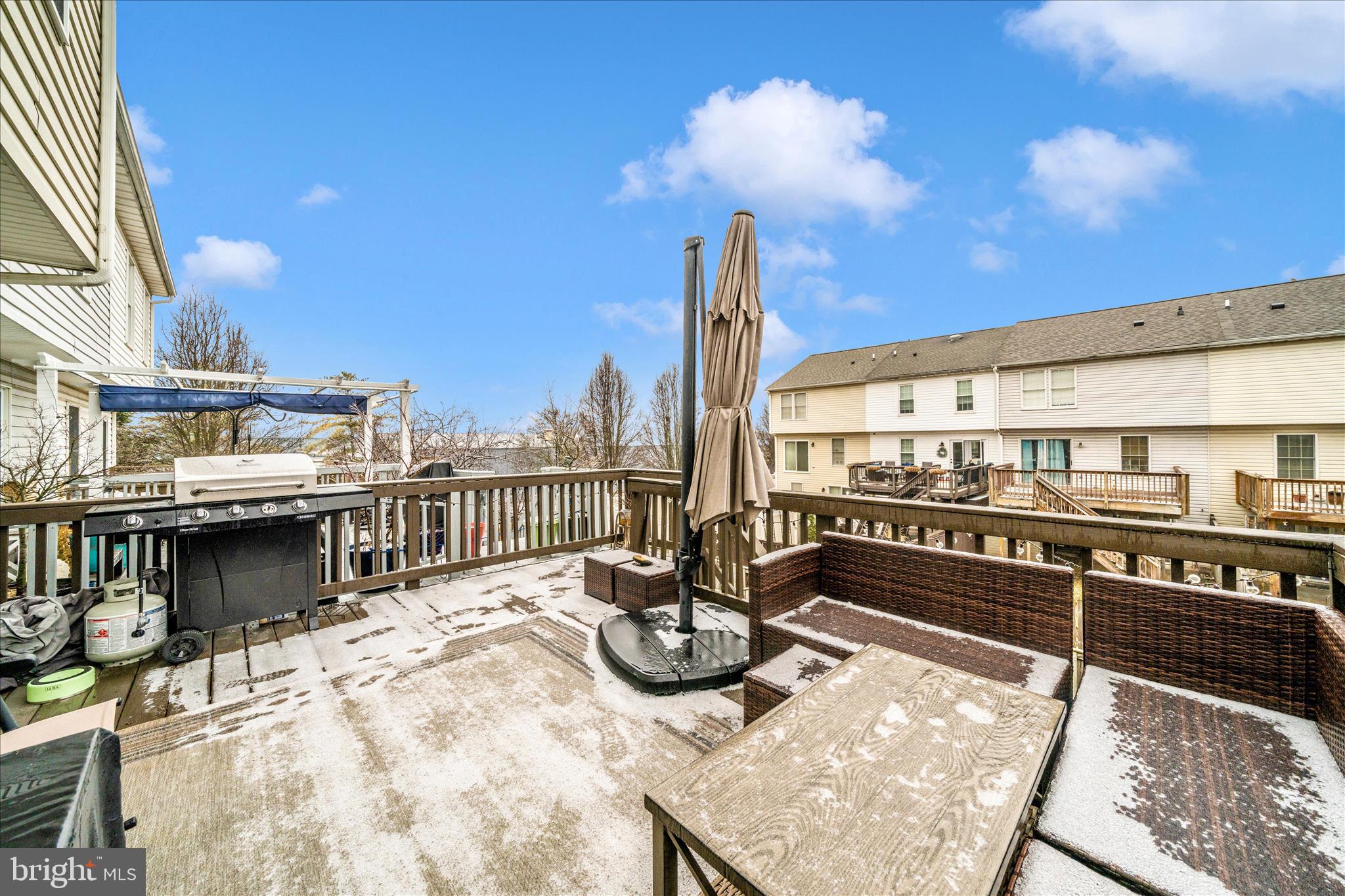 ALBERT COURTS - Residential