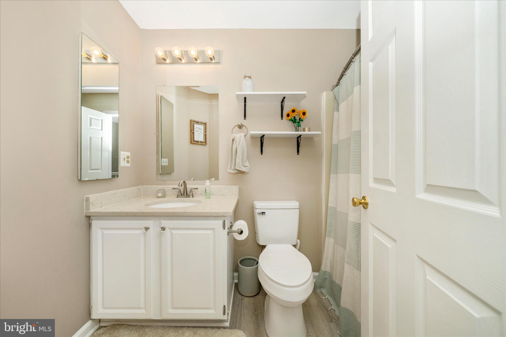 ALBERT COURTS - Residential