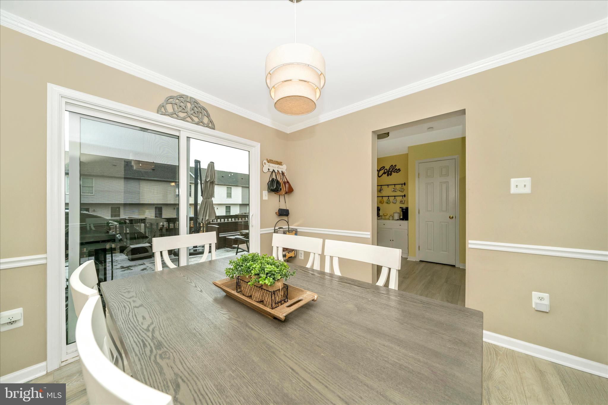 ALBERT COURTS - Residential