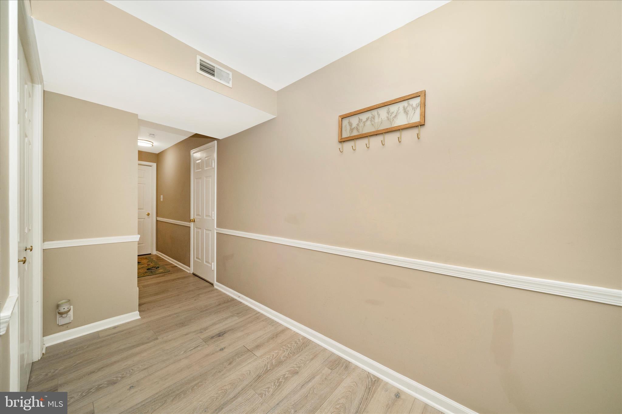 ALBERT COURTS - Residential