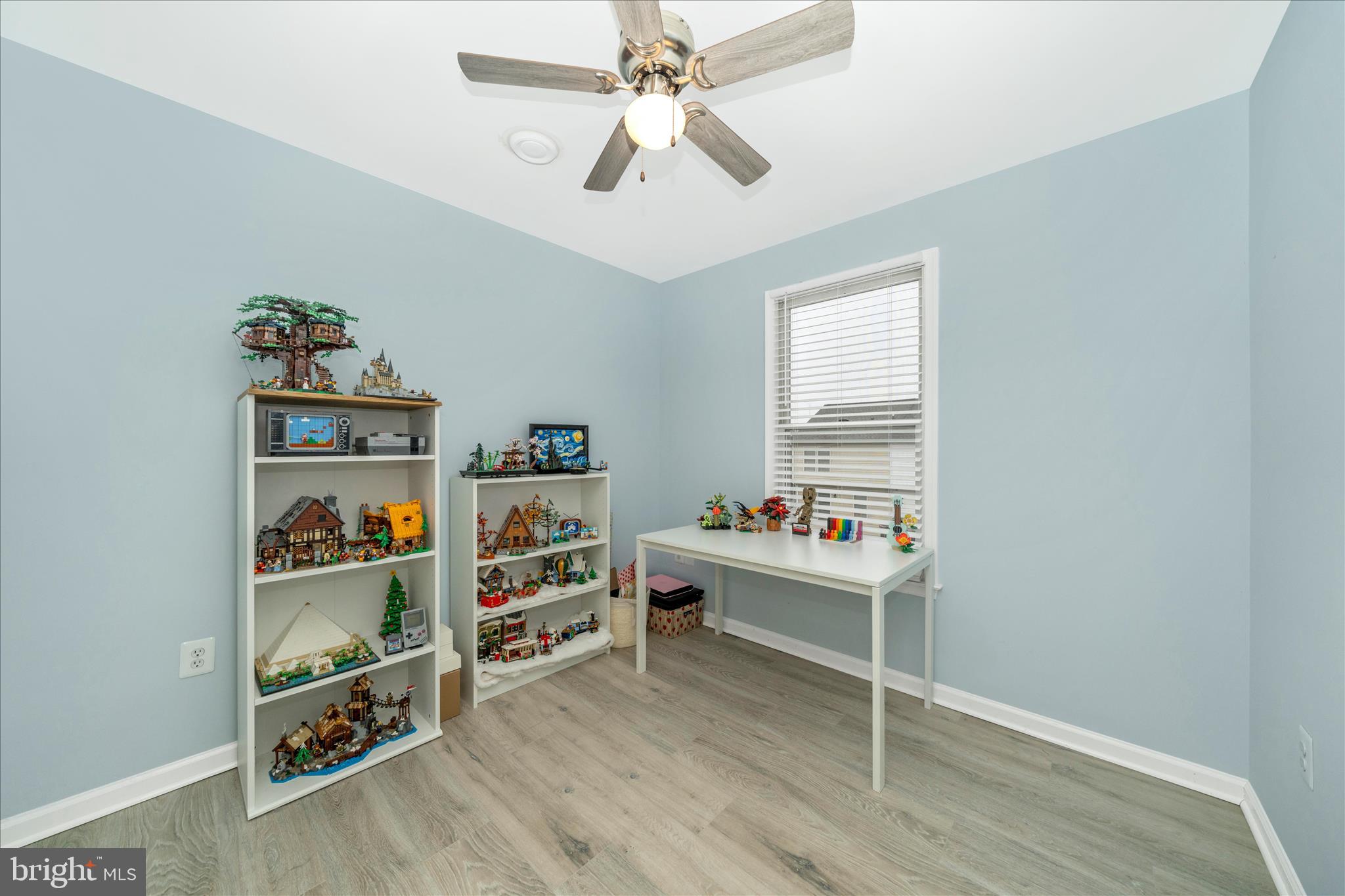 ALBERT COURTS - Residential