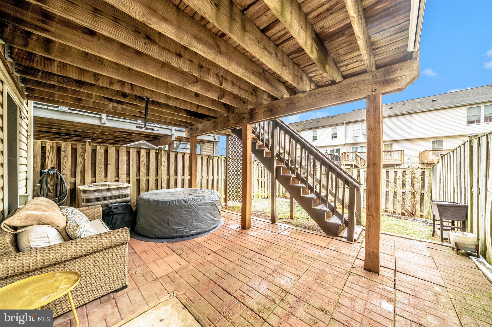 ALBERT COURTS - Residential