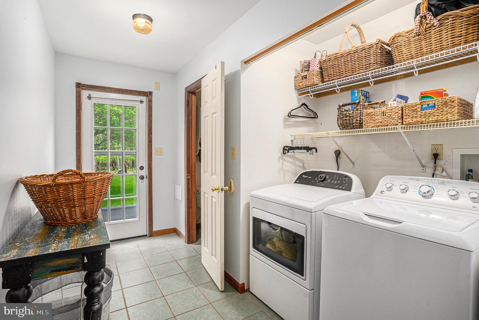 VALLEY VIEW ESTATES - CARBON - Residential