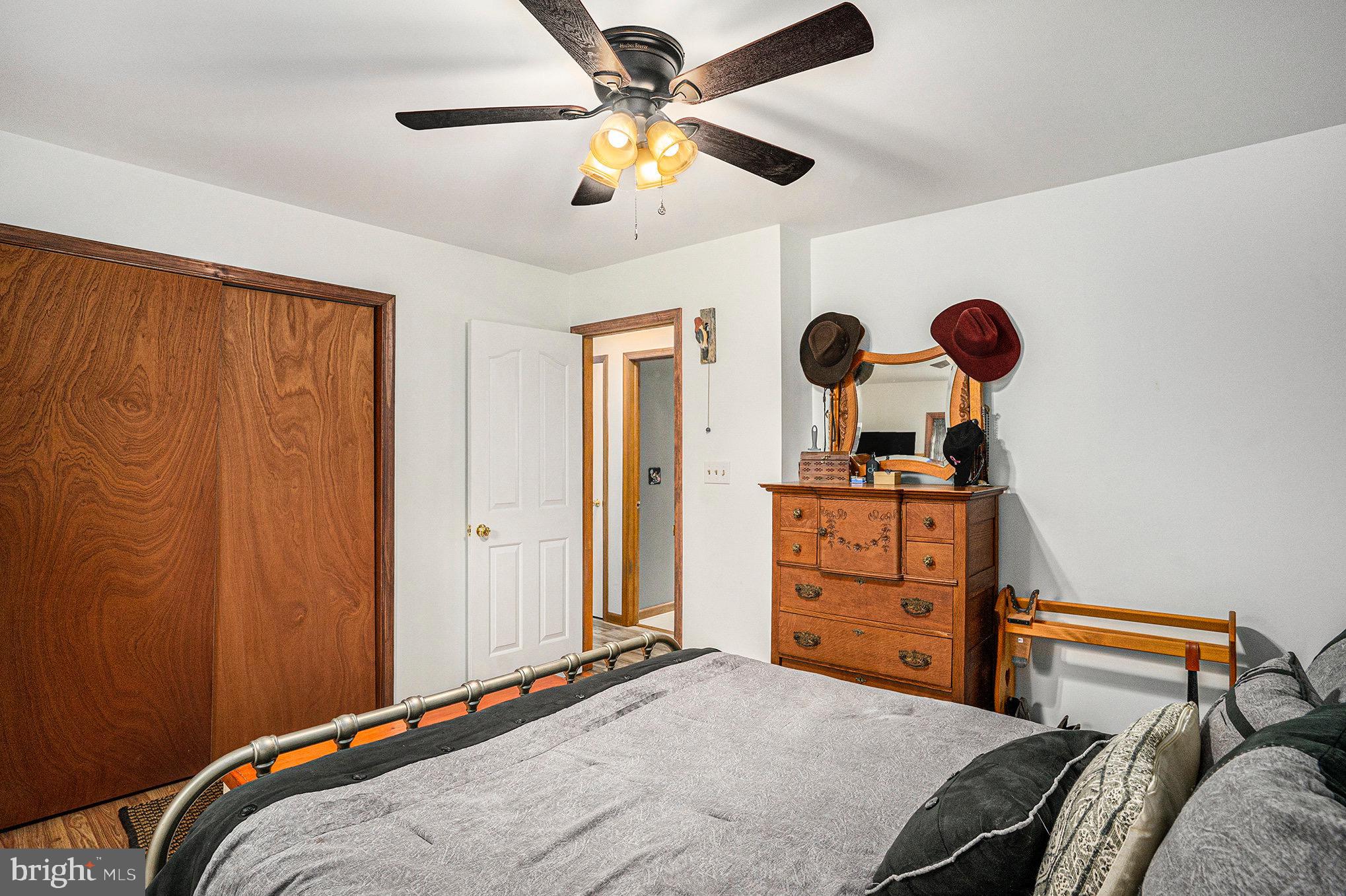 VALLEY VIEW ESTATES - CARBON - Residential