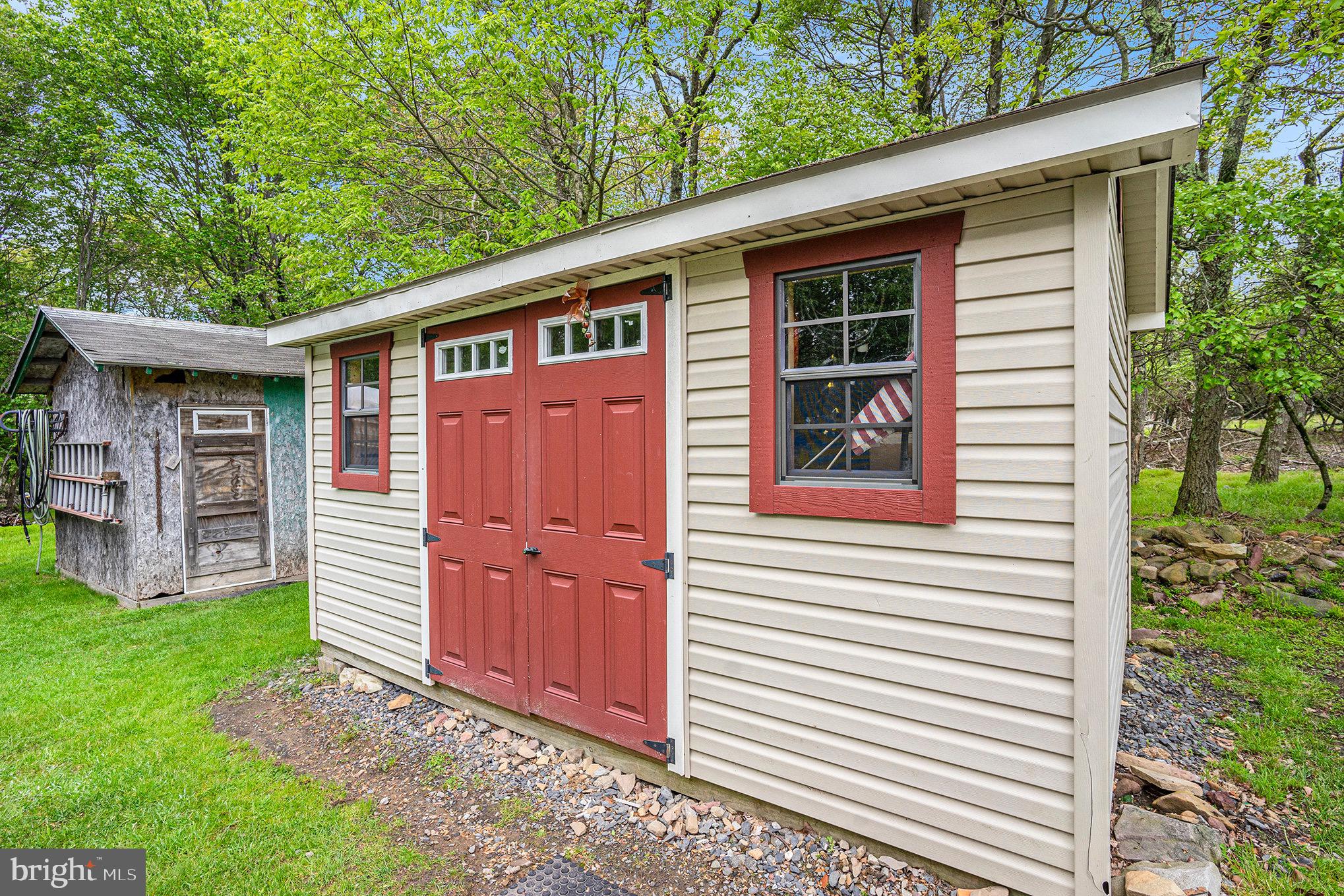 VALLEY VIEW ESTATES - CARBON - Residential