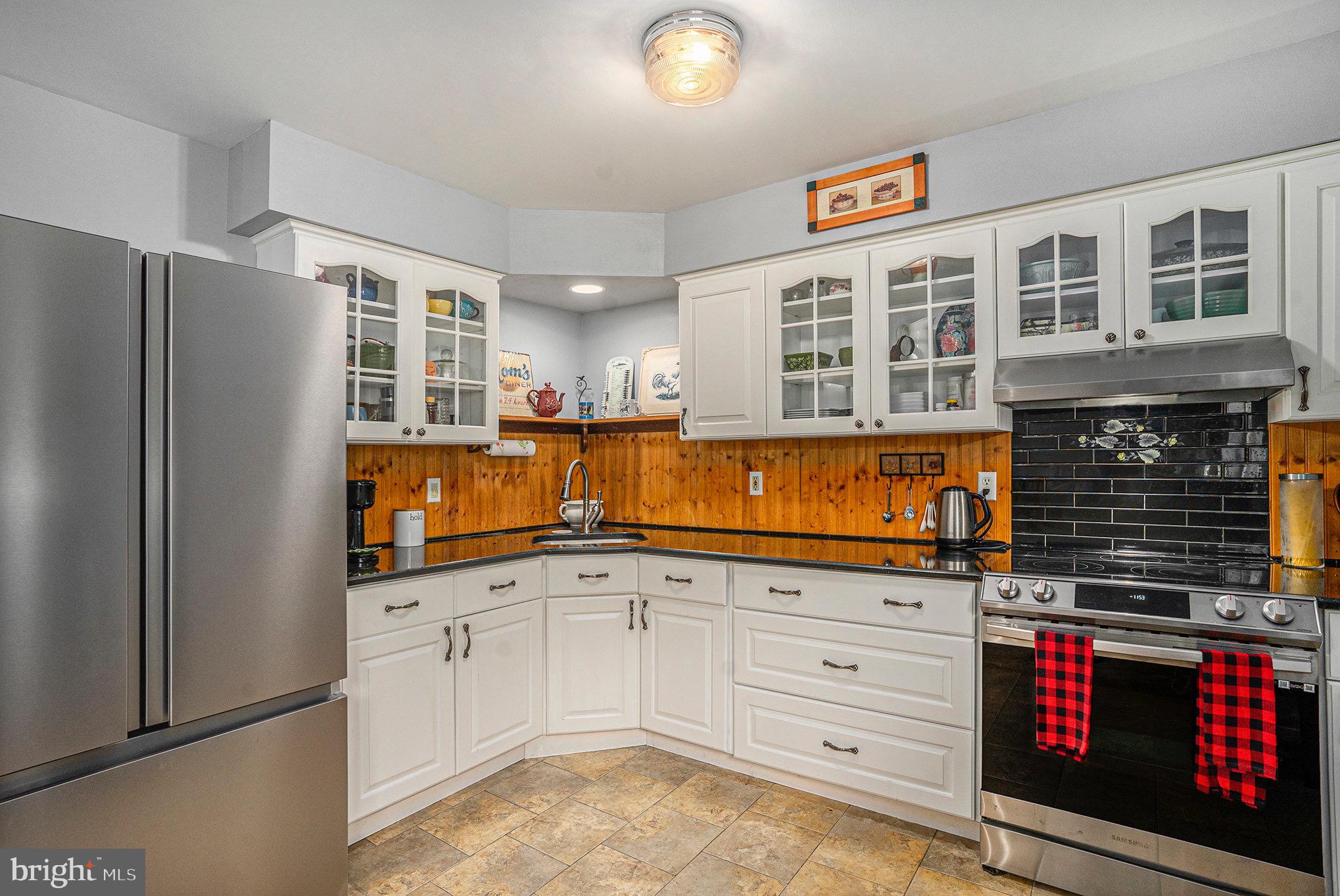 VALLEY VIEW ESTATES - CARBON - Residential