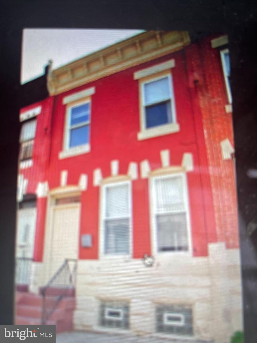 AVAILABLE NOW - Nice and spacious home in Brewerytown. A block away from new construction townhouses, condos, apartments, and a proposed New Supermarket. Pet friendly (1 pet) = cat or Small Dog. Pet fees apply. Tenant is responsible for utilities. First, last, and security are required to move in (3 months). Application fee is $55 per adult (18+). Schedule a showing today before it's gone.