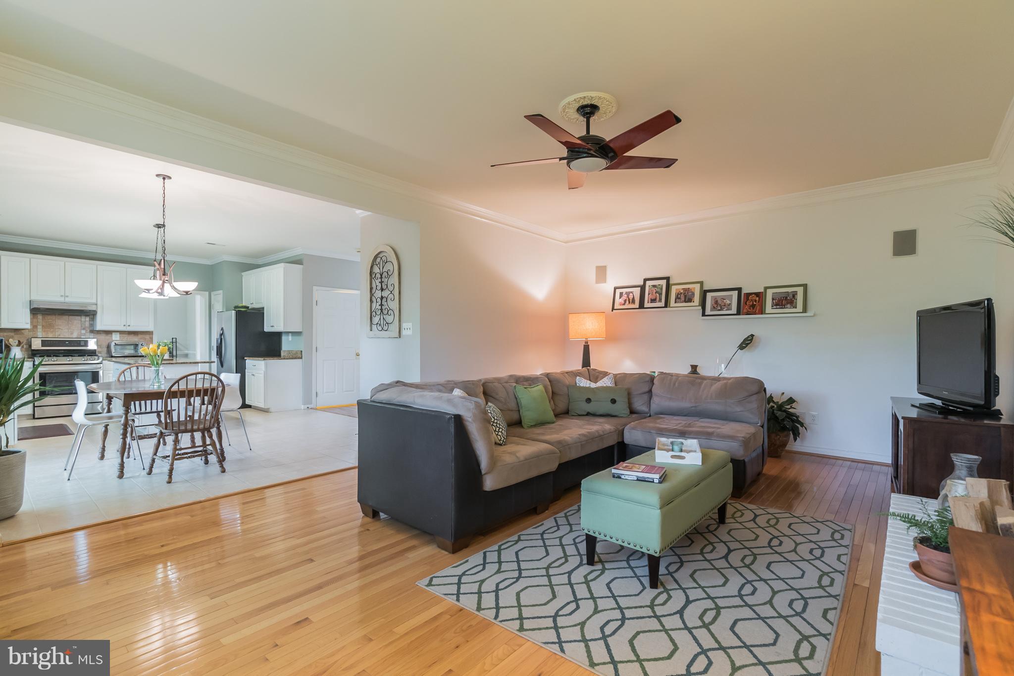 RIDGEGATE WOODS - Residential